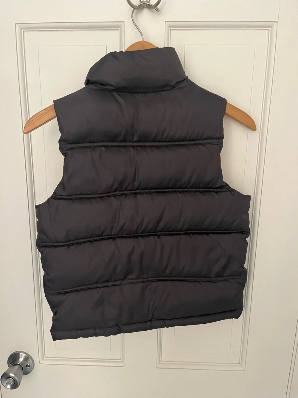 GapKids Charcoal Puffer Vest with Yellow Interior, Size S (6-7)